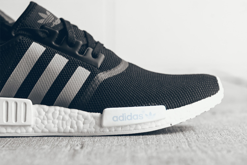 adidas-nmd-r1-black-white-03