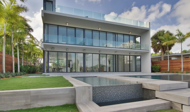 Check out Floyd Mayweather’s New Miami Beach Mansion