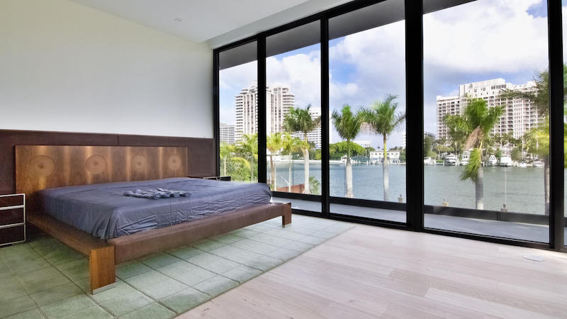 la-fi-hotprop-floyd-mayweather-miami-beach-hou-024